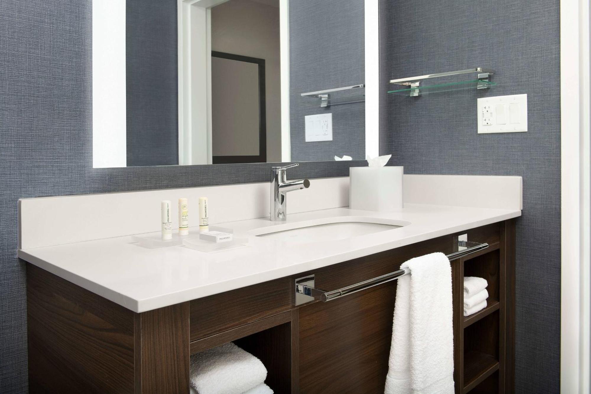 Residence Inn Doral Mall Area Экстерьер фото